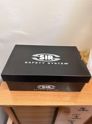 Scarpe antinfortunistiche n. 43