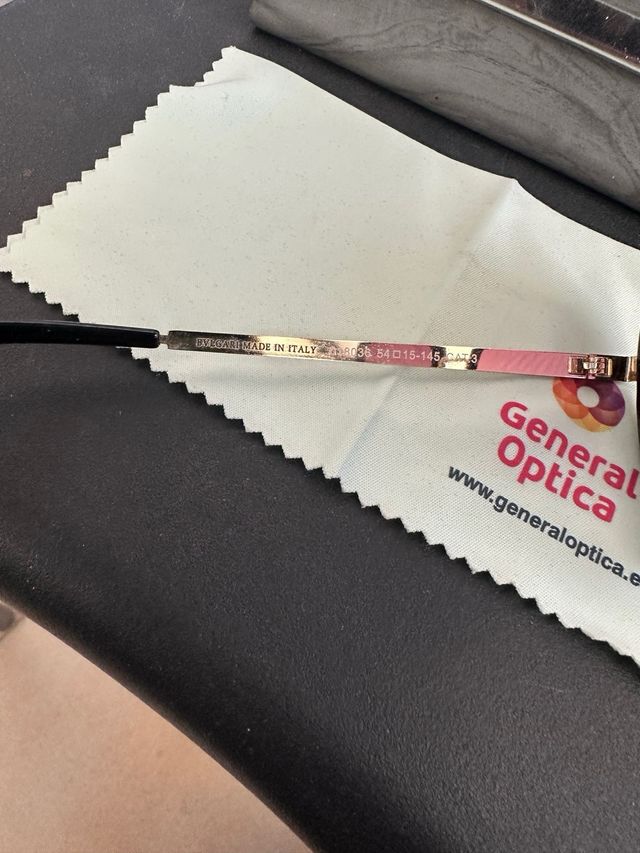 Gafas de Sol Bvlgari Negras y Plateadas