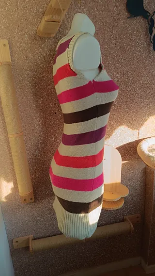 Vestido de punto con rayas