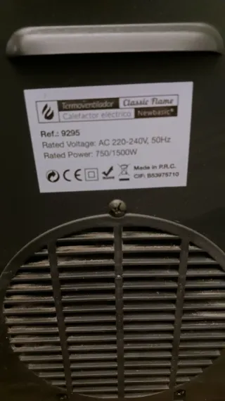 Calefactor efecto chimenea Newbasic negro