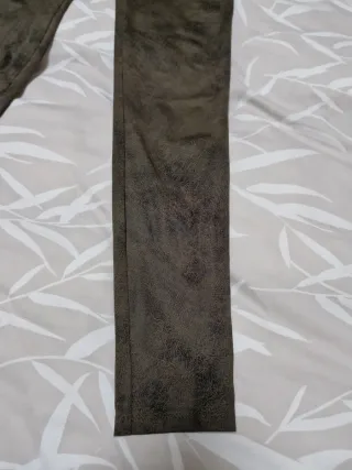 Leggings efecto piel verde militar Calzedonia Tm