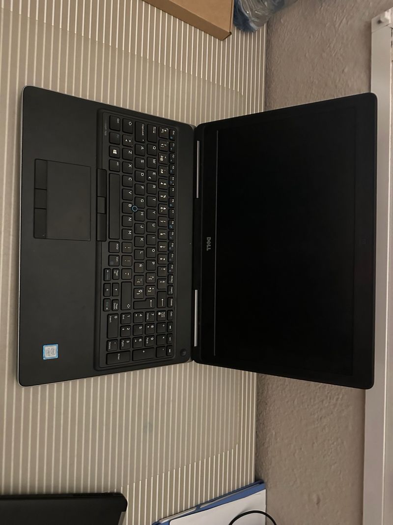 Dell Precision 7520 afbeelding 2