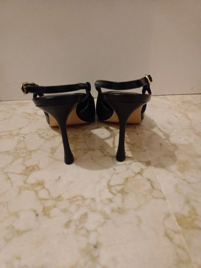 Tacones Mango Piel Destalonado Negro