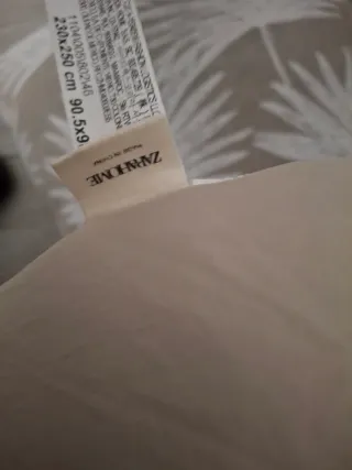 Edredón beige de tela