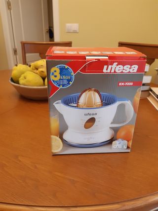 Exprimidor Ufesa Citraris Nuevo