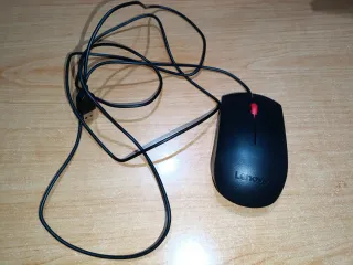 Ratón Lenovo con cable