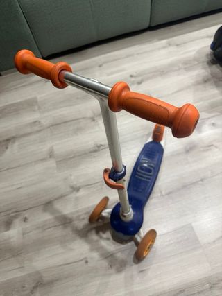 Patín 3 ruedas con luces