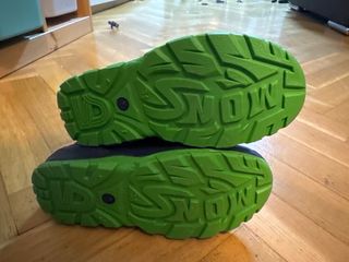 Botas de nieve infantiles azul y verde. Talla 31