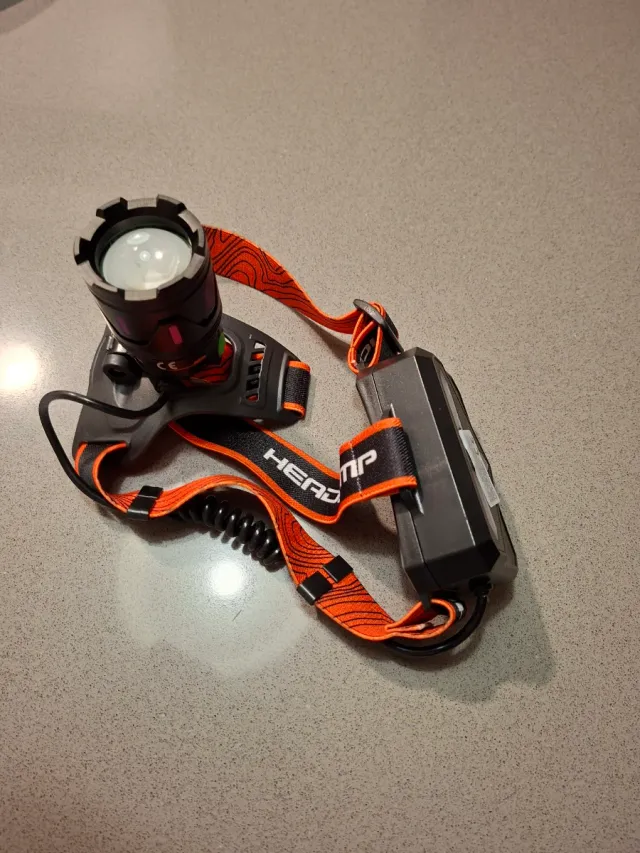 Linterna Frontal LED Recargable