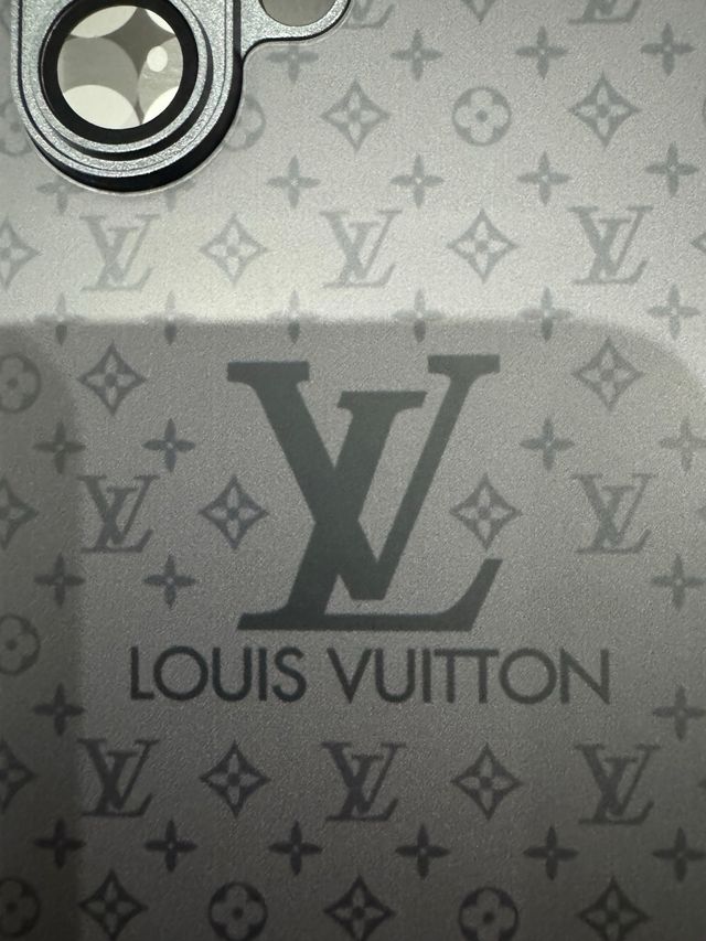 Cover iPhone 17 Louis Vuitton Monogram Nero