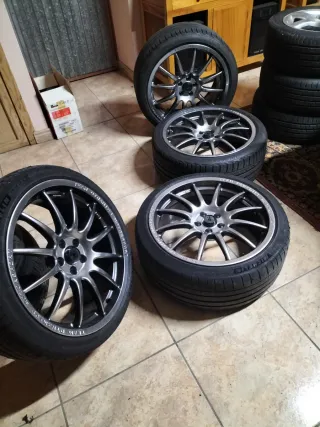 Llantas 18 Team Dynamics 5x100