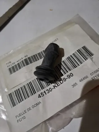 Kymco K-XCT 125cc Fuelle Goma