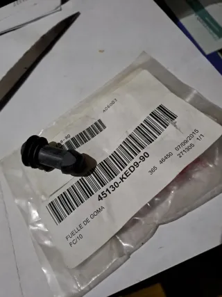 Kymco K-XCT 125cc Fuelle Goma