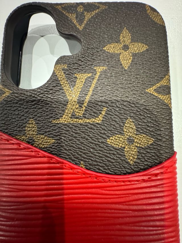 Cover iPhone 17 Louis Vuitton