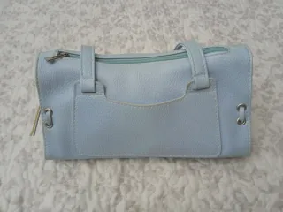 Bolso de piel azul