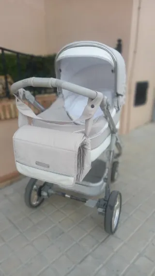 Carro Bebecar 3 piezas con fundas y sacos