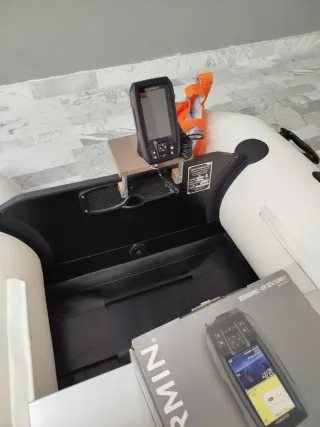 Barca hinchable Turemar con sonda Garmin