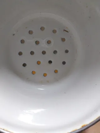 Portafrutta decorato con pere