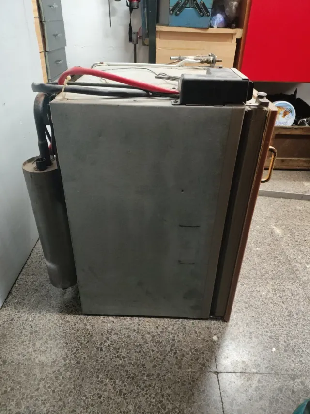 Nevera Trivalente Electrolux