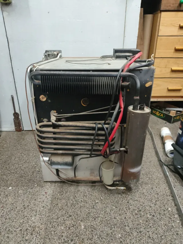 Nevera Trivalente Electrolux