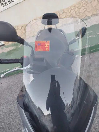 Scooter Suzuki 125cc Gris