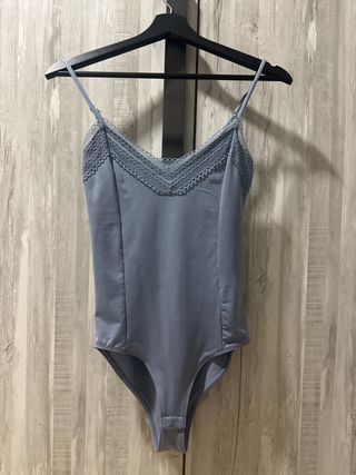 Body de encaje azul