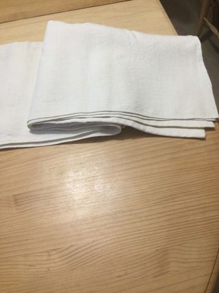 255.Sábana antigua de lino bordada 208x230