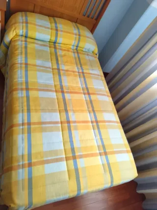 Edredón Cama 105 cm Amarillo y azul. Recoger