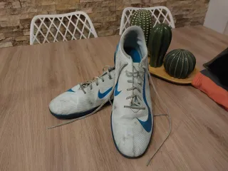 Zapatillas Nike  Mercurial Fútbol sala.
