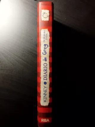 Diario de Greg 1 - Un pringao total