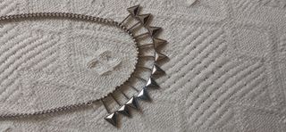 Collar mujer flechas plateado