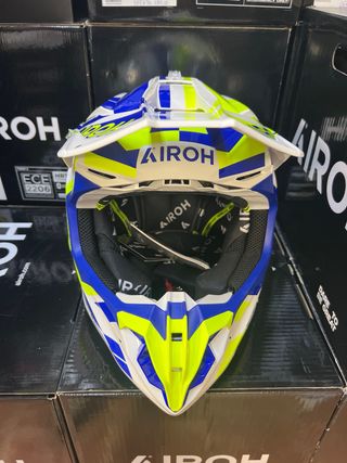 Casco Moto L Cross Airoh Twist 3