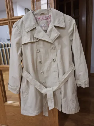 Gabardina menina bege