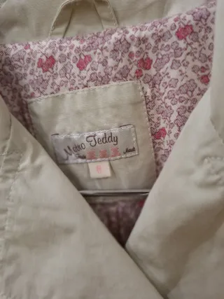 Gabardina menina bege