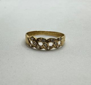Anillo de oro de 18k circonitas, 1.75 g, T-18.