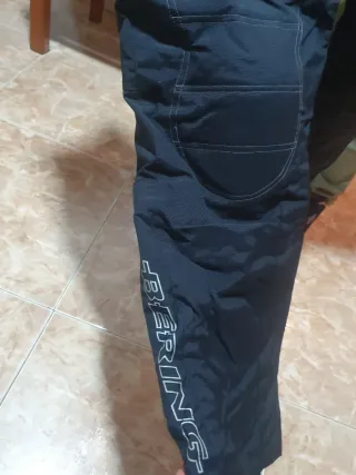 Chaqueta y pantalón y  Moto Hombre Talla L