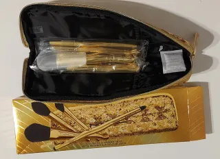 Estuche Mini MAC Dorado Lentejuelas