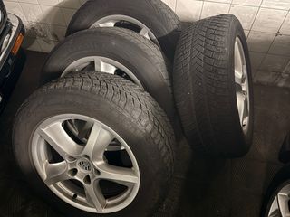 Juego de 4 ruedas de invierno Porsche Cayenne 957