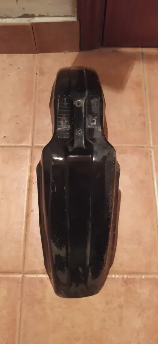 Guardabarros Rieju RR Negro