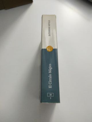 El círculo mágico. Novela.