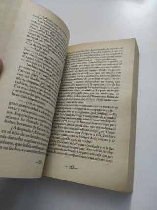 El círculo mágico. Novela.