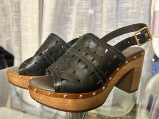 Sandalias Pikolinos Cuero Tacón Madera