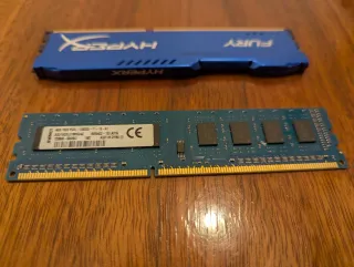 2 Memorias RAM 4Gb + 4Gb DDR3