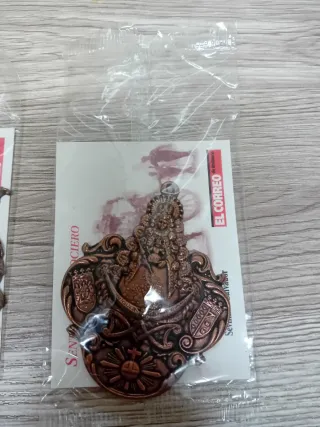 Medallas Rocío El Correo