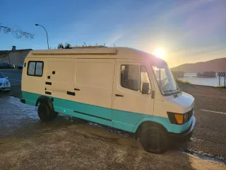 Mercedes-Benz t1 407d 1983