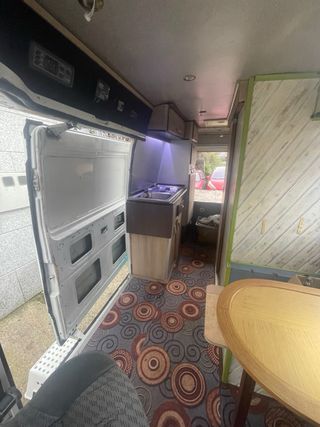 Mercedes-Benz t1 407d 1983