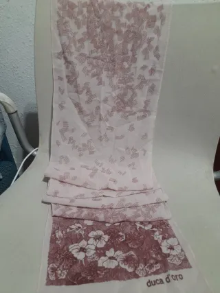 Elegantes pañuelos de seda