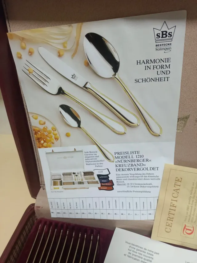 Cubertería SBS Solingen 70 piezas