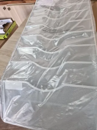 Estantería organizadora de pared