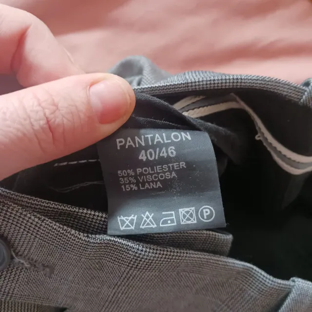 Conjunto traje gris hombre